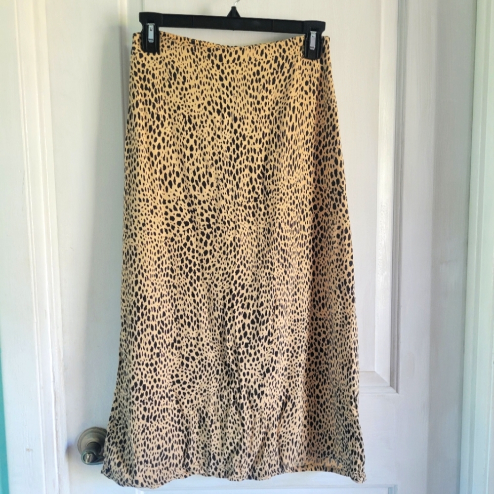 Brandy Melville | Leopard Print Women's High Rise Midi Skirt | Size Small/ OS